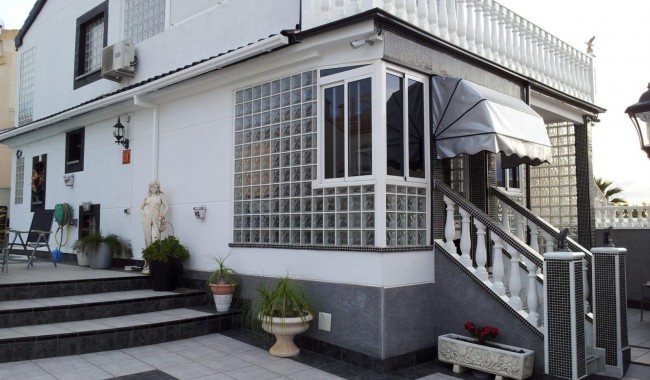 Resale - Villa - Orihuela - Lomas de Cabo Roig