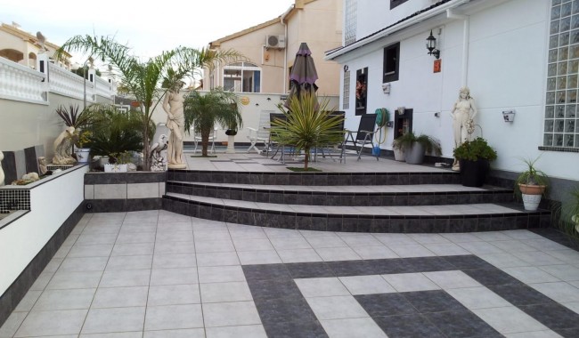 Resale - Villa - Orihuela - Lomas de Cabo Roig