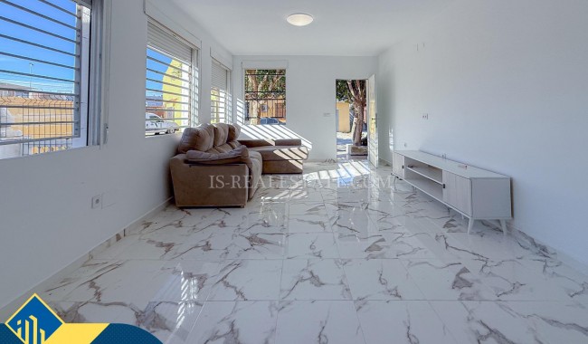 Sprzedaż - Willa - Torrevieja - Torretas