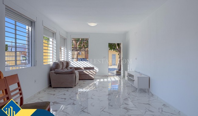 Sprzedaż - Willa - Torrevieja - Torretas