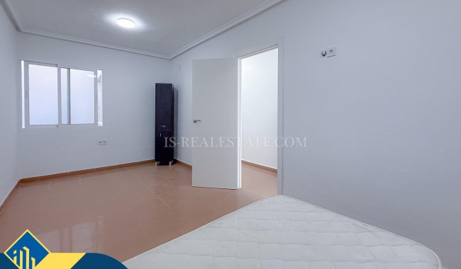 Sprzedaż - Willa - Torrevieja - Torretas