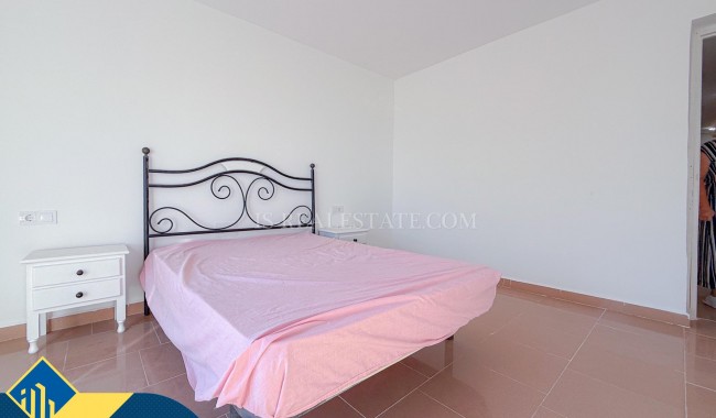 Sprzedaż - Willa - Torrevieja - Torretas