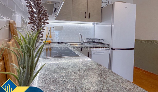 Resale - Townhouse - Torrevieja - Aguas Nuevas