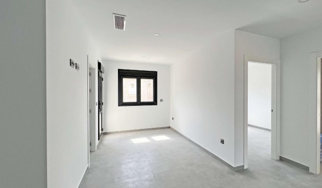 Begagnad - Villa - Torrevieja - Aguas Nuevas