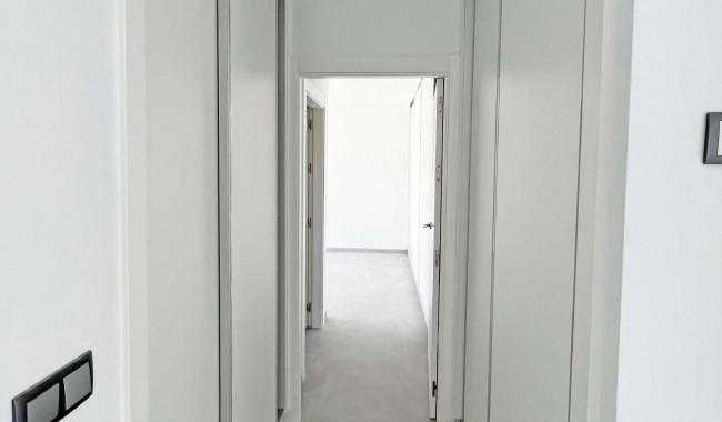 Begagnad - Villa - Torrevieja - Aguas Nuevas