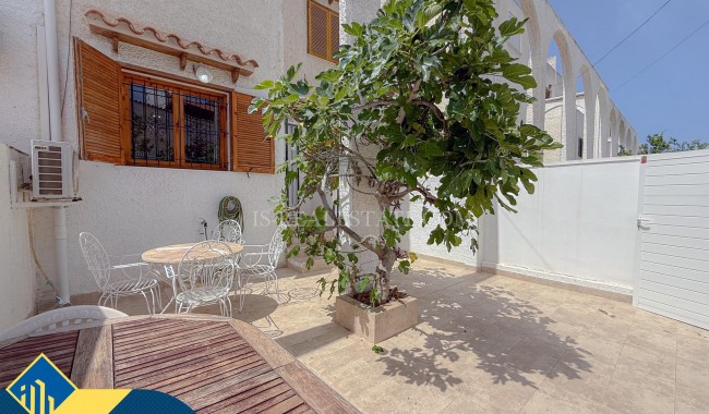 Begagnad - Radhus - Torrevieja - Calas blanca