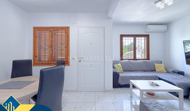 Begagnad - Radhus - Torrevieja - Calas blanca