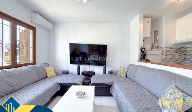 Begagnad - Radhus - Torrevieja - Calas blanca