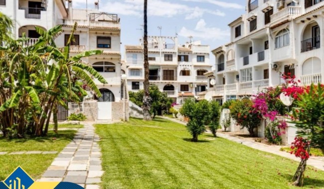 Begagnad - Radhus - Torrevieja - Calas blanca