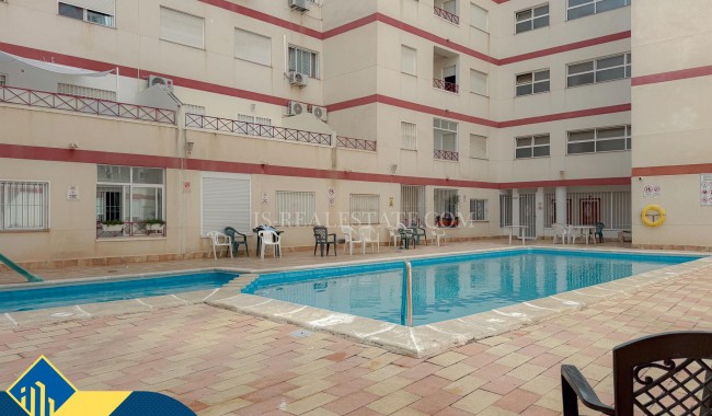 Begagnad - Lägenhet - Torrevieja - Paseo maritimo