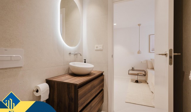 Resale - Apartment - Torrevieja - Acequion