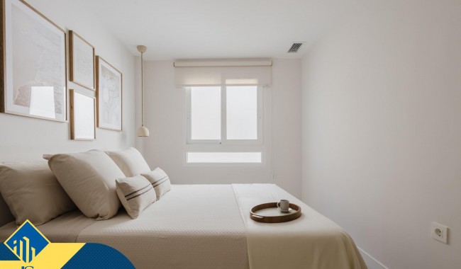 Resale - Apartment - Torrevieja - Acequion