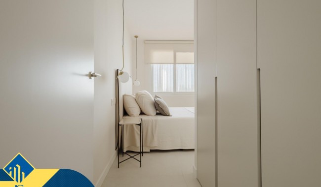 Resale - Apartment - Torrevieja - Acequion