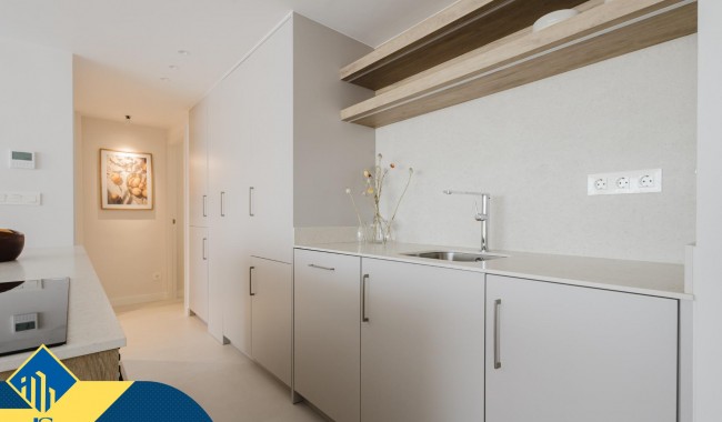 Resale - Apartment - Torrevieja - Acequion