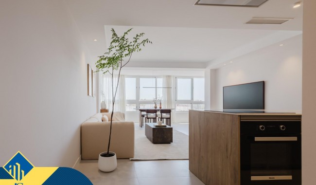 Resale - Apartment - Torrevieja - Acequion