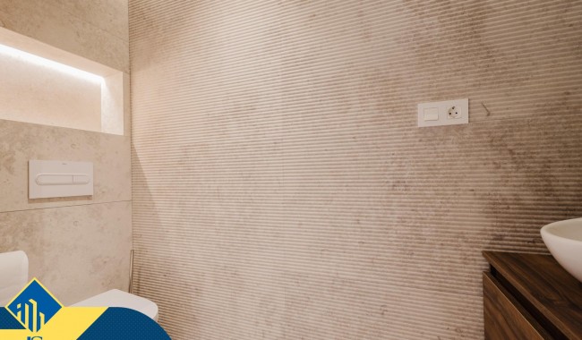 Resale - Apartment - Torrevieja - Acequion