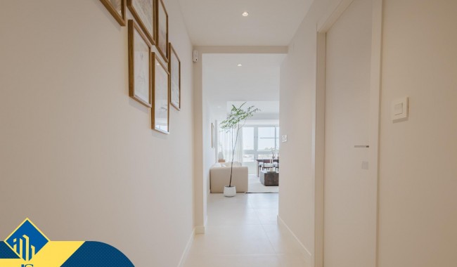 Resale - Apartment - Torrevieja - Acequion