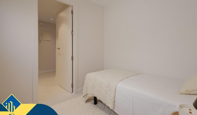 Resale - Apartment - Torrevieja - Acequion