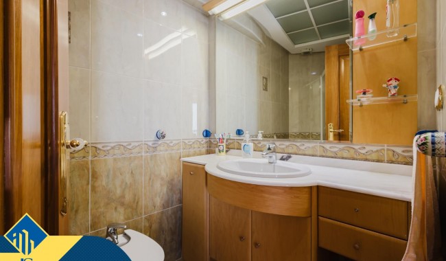 Segunda mano - Apartamento - Torrevieja - Acequion