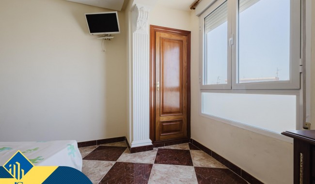 Segunda mano - Apartamento - Torrevieja - Acequion