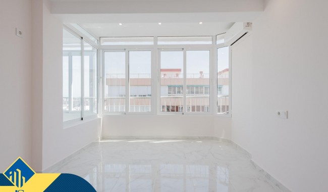 Begagnad - Lägenhet - Torrevieja - Acequion