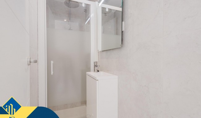 Begagnad - Lägenhet - Torrevieja - Acequion