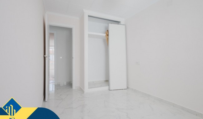 Begagnad - Lägenhet - Torrevieja - Acequion