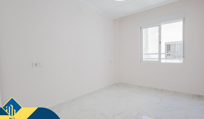 Begagnad - Lägenhet - Torrevieja - Acequion