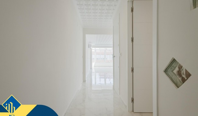 Begagnad - Lägenhet - Torrevieja - Acequion