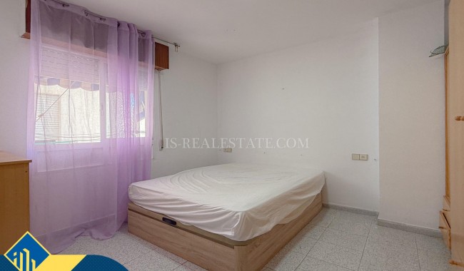 Segunda mano - Apartamento - Torrevieja - Paseo maritimo