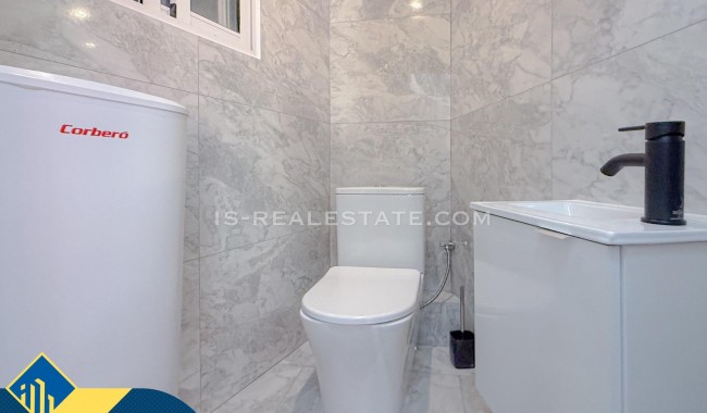 Begagnad - Lägenhet - Torrevieja - Acequion