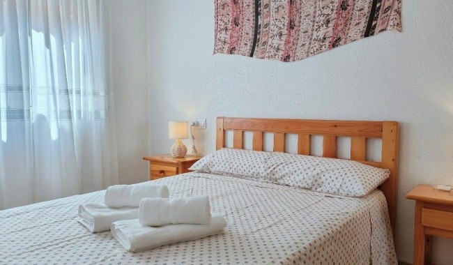 Segunda mano - Apartamento - Torrevieja - El Acequión - Los Náufragos