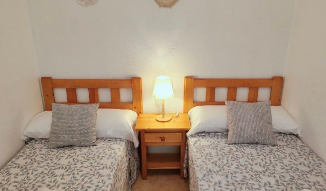 Segunda mano - Apartamento - Torrevieja - El Acequión - Los Náufragos