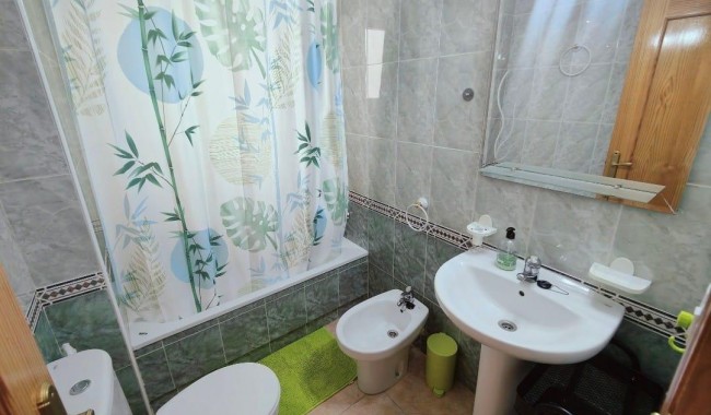 Segunda mano - Apartamento - Torrevieja - El Acequión - Los Náufragos