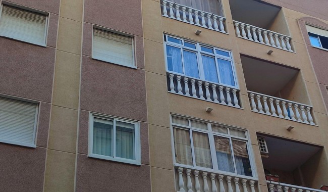 Segunda mano - Apartamento - Torrevieja - El Acequión - Los Náufragos