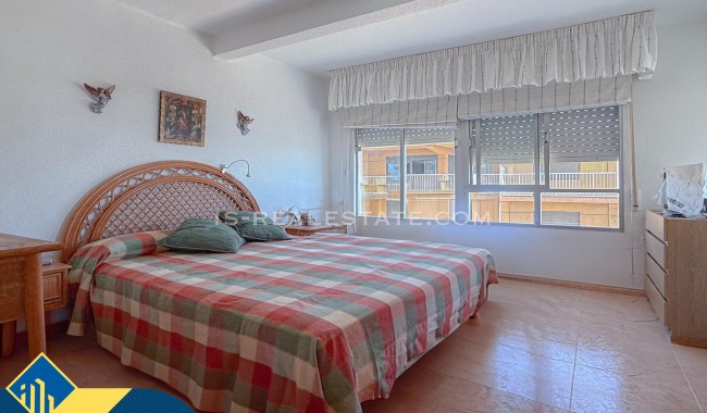 Begagnad - Lägenhet - Torrevieja - Zona los Frutales