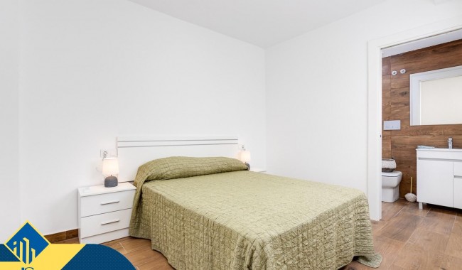 Segunda mano - Apartamento - Torrevieja - Playa del cura