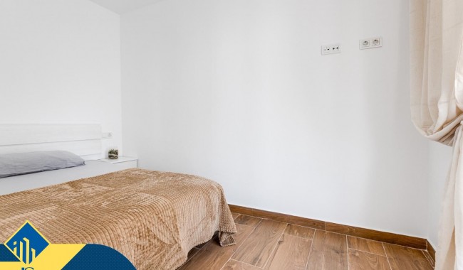 Segunda mano - Apartamento - Torrevieja - Playa del cura