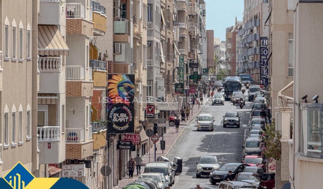Segunda mano - Apartamento - Torrevieja - Paseo maritimo