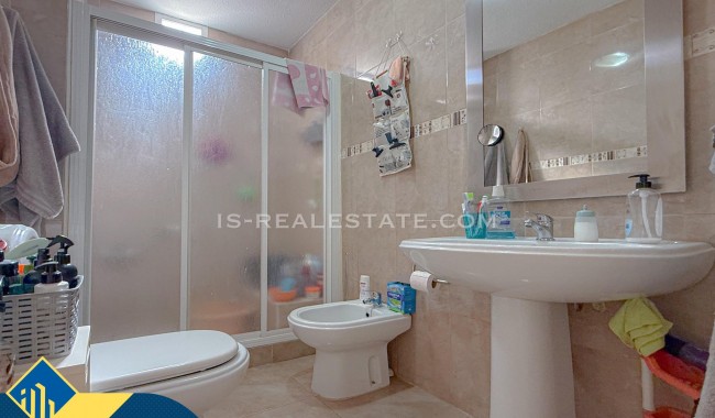 Segunda mano - Apartamento - Torrevieja - Paseo maritimo