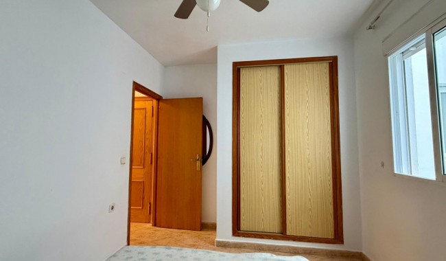 Segunda mano - Apartamento - Torrevieja - Playa de los locos