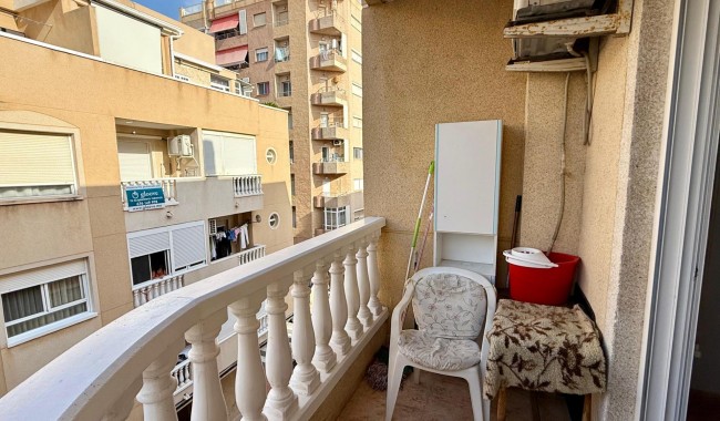 Segunda mano - Apartamento - Torrevieja - Playa de los locos