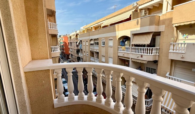 Segunda mano - Apartamento - Torrevieja - Playa de los locos