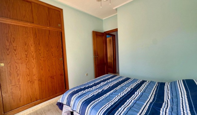 Begagnad - Villa - Torrevieja - Aguas Nuevas