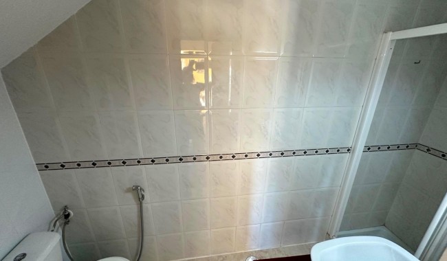 Begagnad - Villa - Torrevieja - Aguas Nuevas