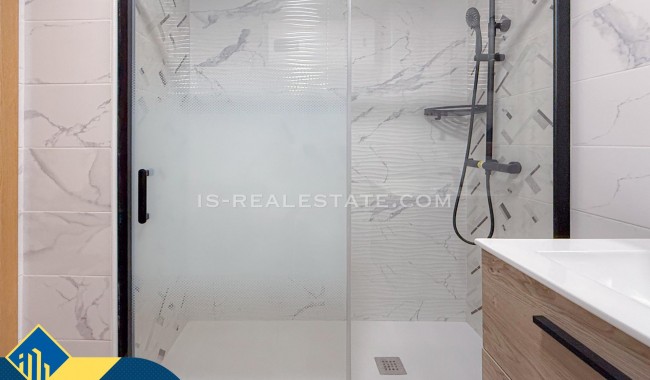 Begagnad - Lägenhet - Torrevieja - Paseo maritimo