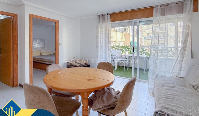 Resale - Apartment - Torrevieja - Playa de los locos