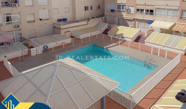 Resale - Apartment - Torrevieja - Playa de los locos