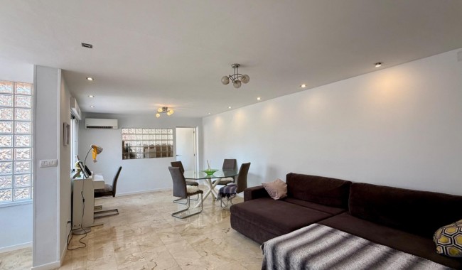 Segunda mano - Villa - Torrevieja - Los Frutales