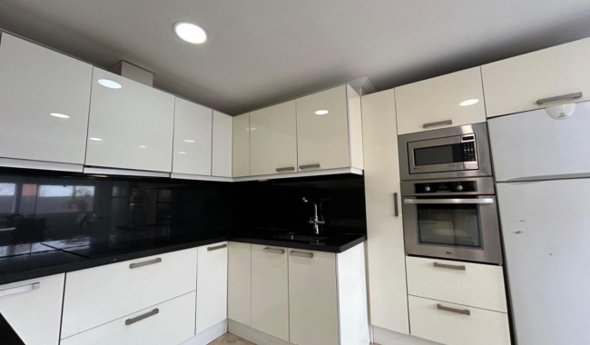 Segunda mano - Villa - Torrevieja - Los Frutales